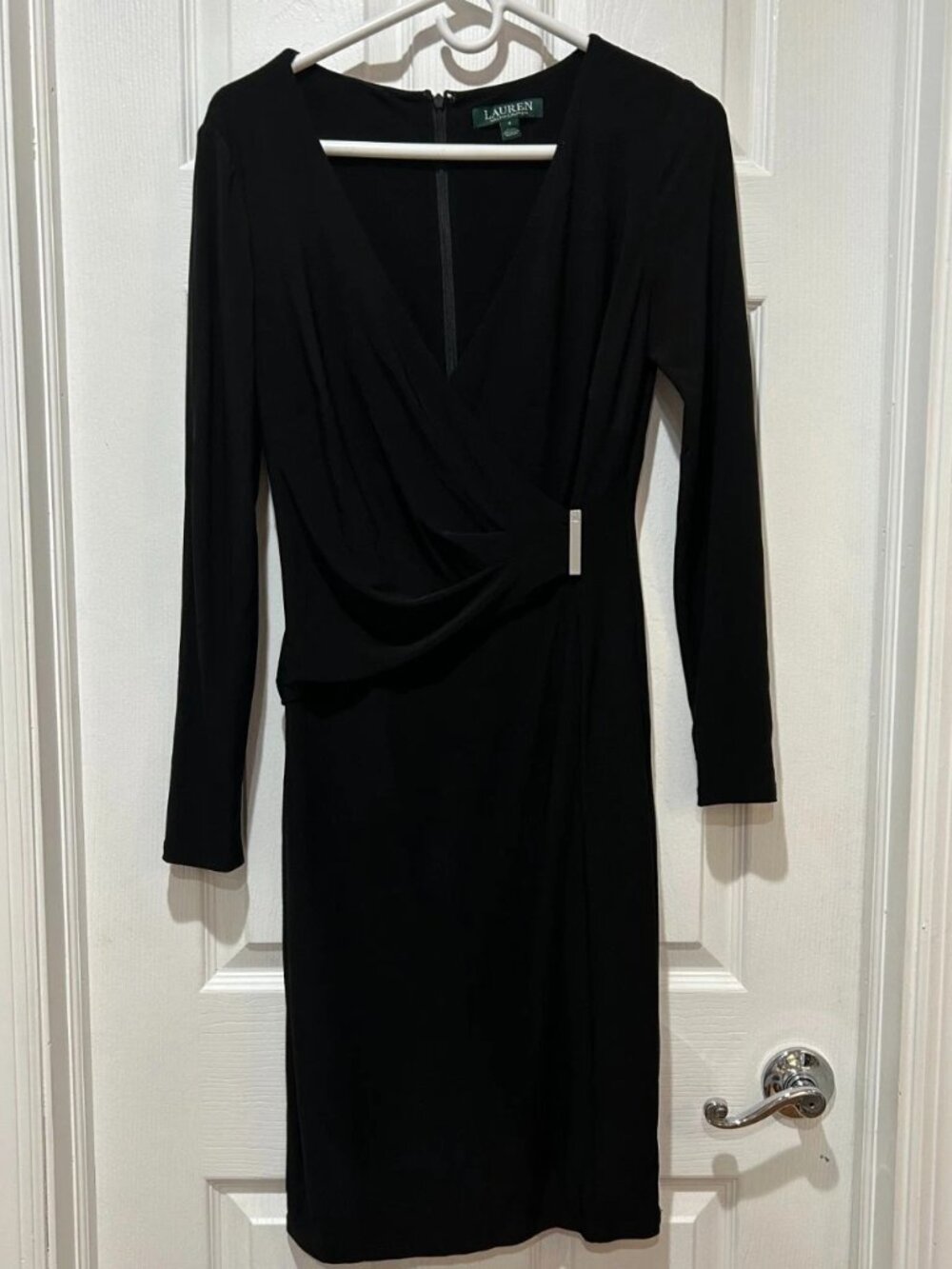 BRAND NEW Gorgeous and Elegant Ralph Lauren Dress Black Size 4 NWT